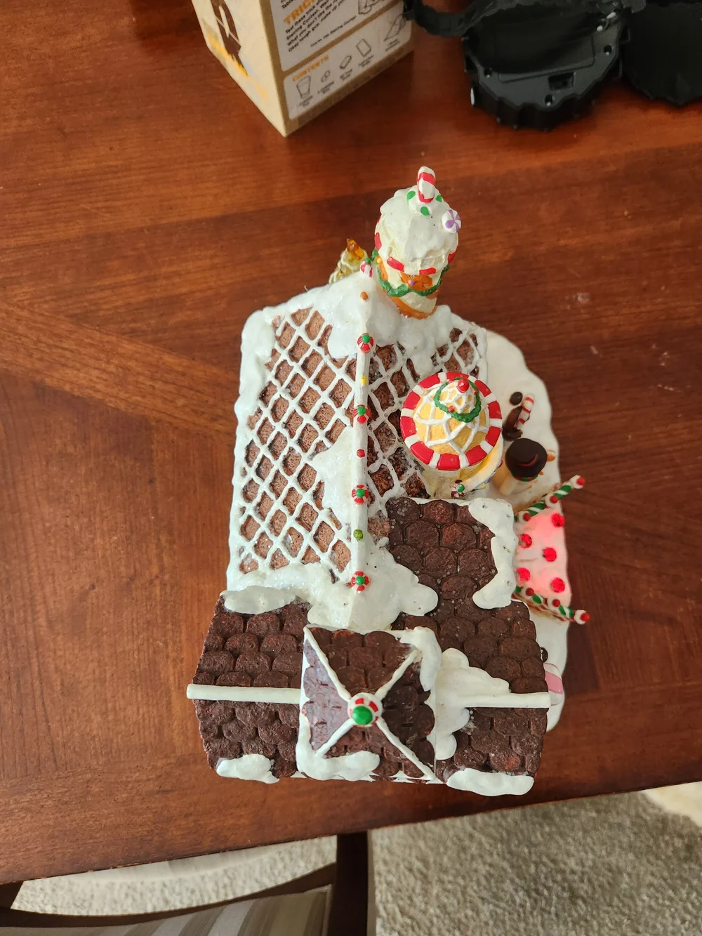Vintage Cracker Barrel Holiday Gingerbread LED Decorative House - Multicolor